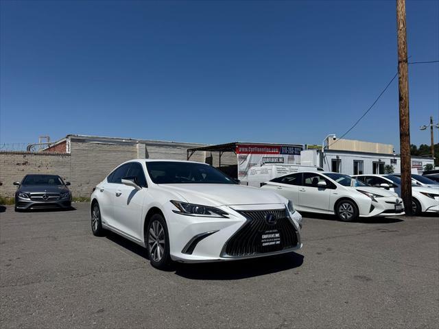 2019 Lexus Es 300h