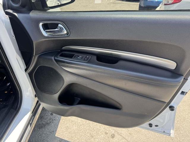 Photo of 2014 Bright White Clearcoat Dodge Durango