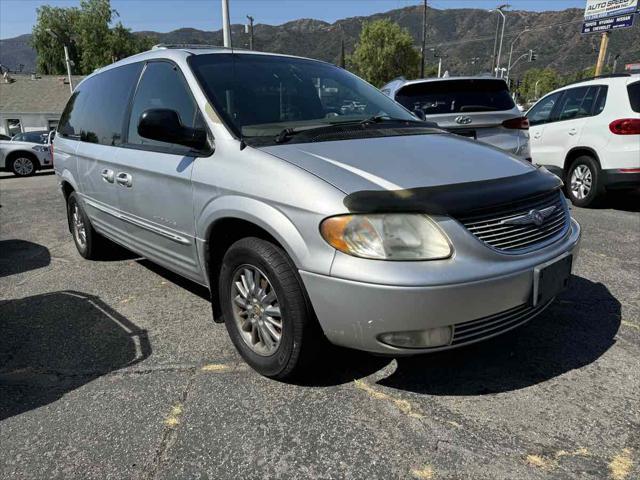 2001 Chrysler Town & Country