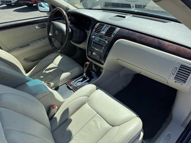 Photo of 2009 Blue Diamond Tricoat Cadillac DTS