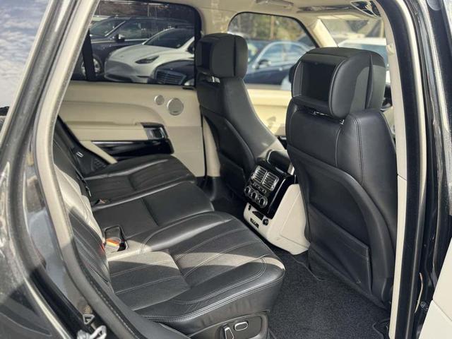 Photo of 2013 Black Land Rover Range Rover