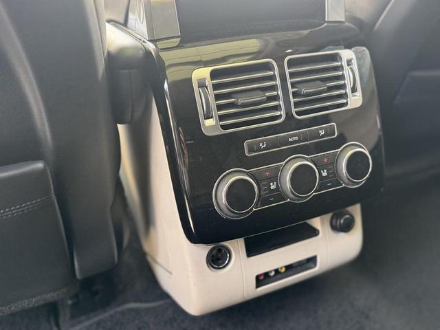 Photo of 2013 Black Land Rover Range Rover