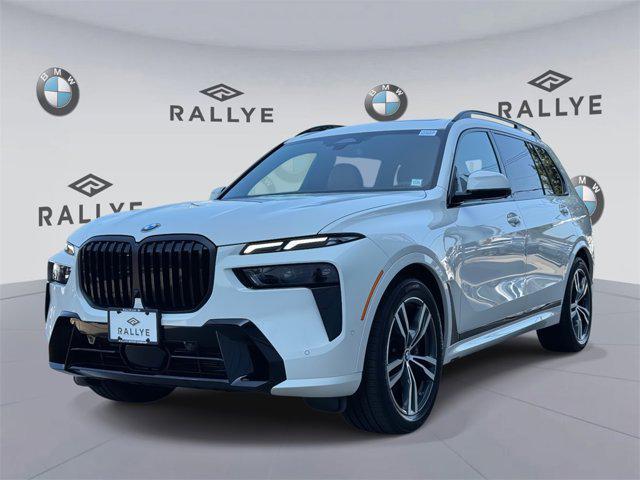 Photo of 2025 Alpine White BMW X7