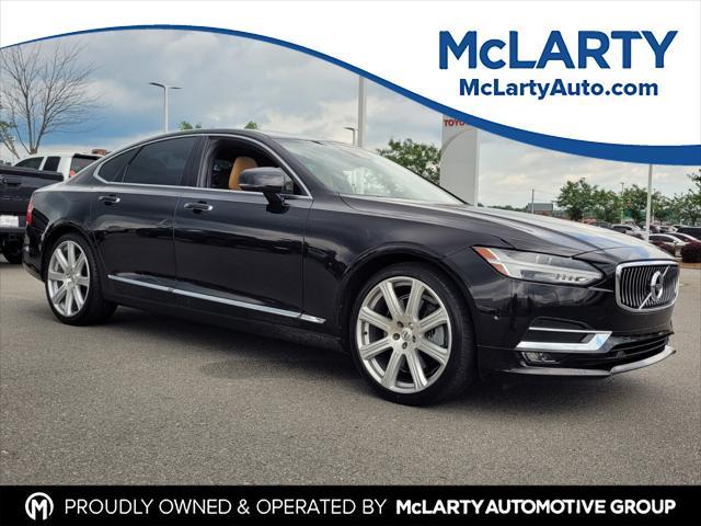 2017 Volvo S90