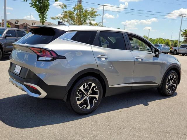 Photo of 2024 Steel Gray Kia Sportage