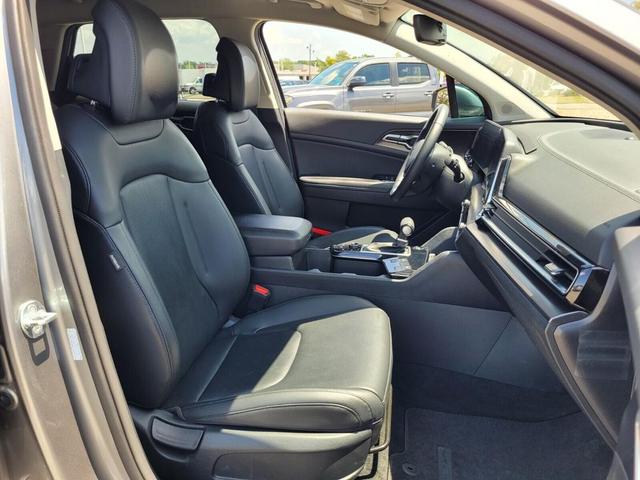 Photo of 2024 Steel Gray Kia Sportage