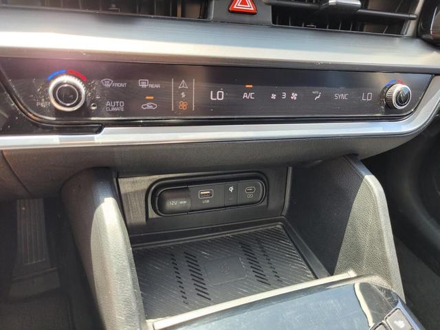 Photo of 2024 Steel Gray Kia Sportage