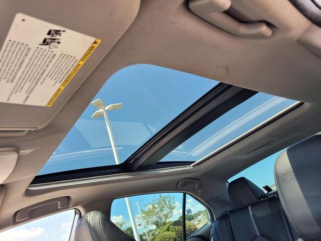 Photo of 2023 Silver Toyota Camry