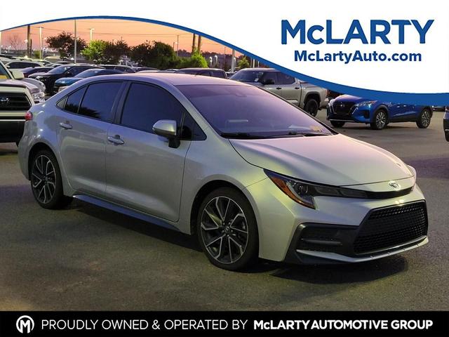 Photo of 2021 Classic Silver Metallic Toyota Corolla