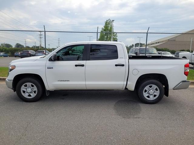 Photo of 2020 Super White Toyota Tundra
