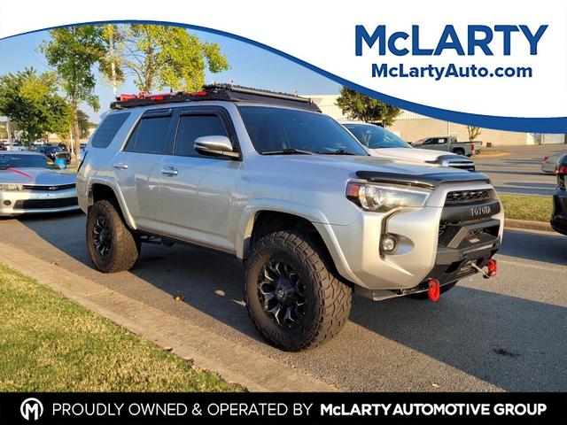 Photo of 2021 Classic Silver Metallic Toyota 4Runner