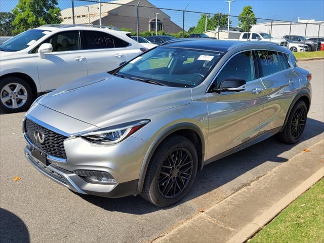 Photo of 2018 Blade Silver INFINITI QX30