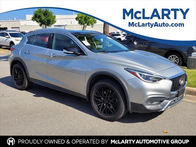 Photo of 2018 Blade Silver INFINITI QX30