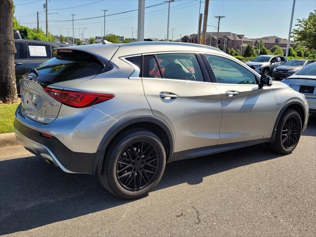 Photo of 2018 Blade Silver INFINITI QX30