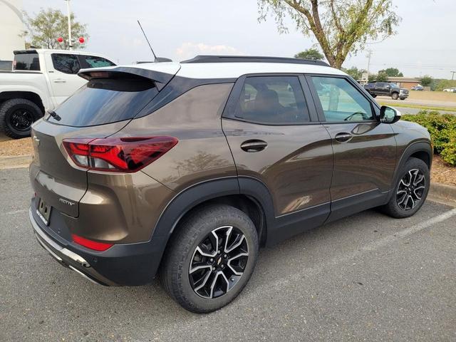 Photo of 2022 Zeus Bronze Metallic Chevrolet Trailblazer
