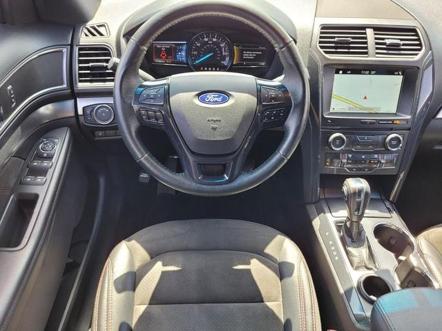 Photo of 2018 Burgundy Ford Explorer