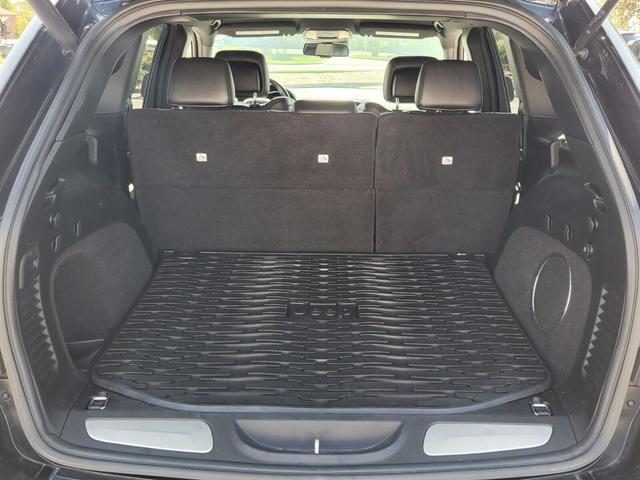 Photo of 2014 Brilliant Black Crystal Pearlcoat Jeep Grand Cherokee