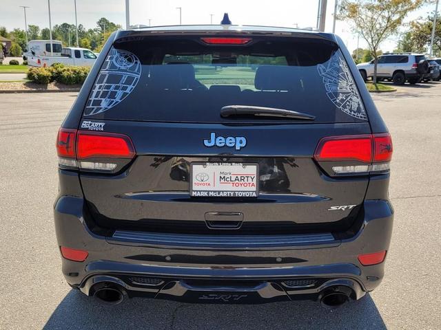 Photo of 2014 Brilliant Black Crystal Pearlcoat Jeep Grand Cherokee