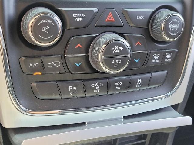 Photo of 2014 Brilliant Black Crystal Pearlcoat Jeep Grand Cherokee