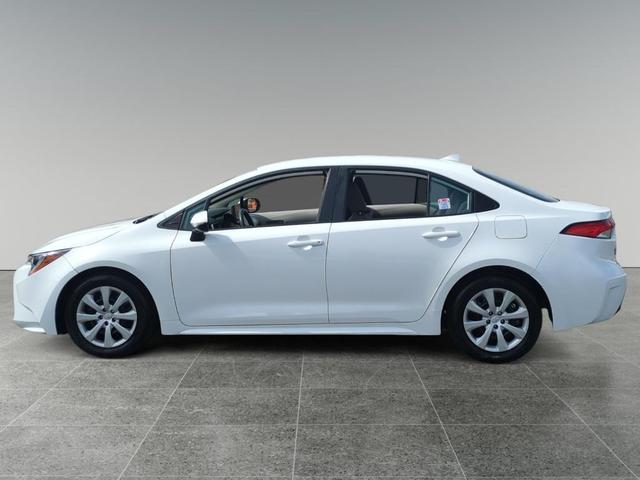 Photo of 2025 Ice Toyota Corolla