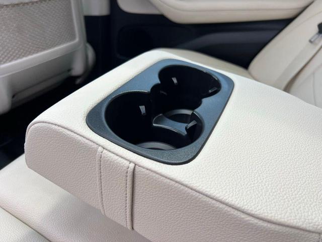 Photo of 2021 Selenite Grey Metallic Mercedes-Benz GLE 350