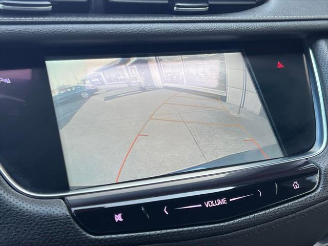 Photo of 2018 Harbor Blue Metallic Cadillac XT5