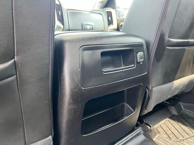 Photo of 2018 Summit White GMC Sierra 3500