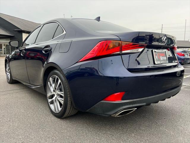 Photo of 2018 Black Lexus IS 300