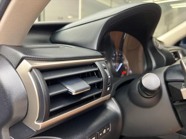 Photo of 2018 Black Lexus IS 300