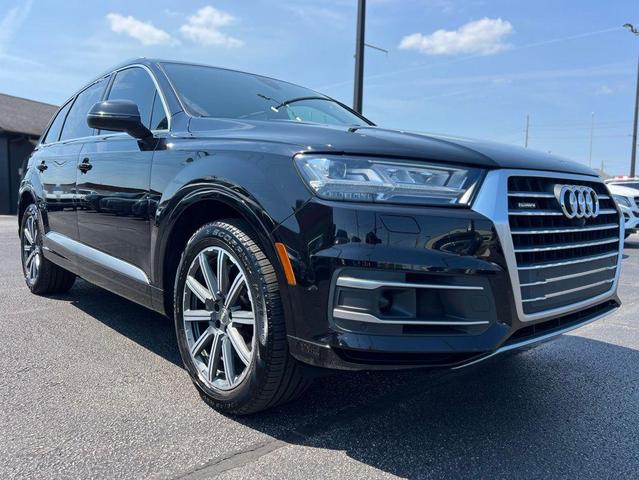 Photo of 2018 Black Audi Q7