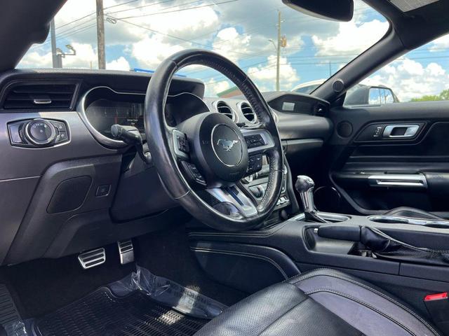 Photo of 2019 Magnetic Ford Mustang