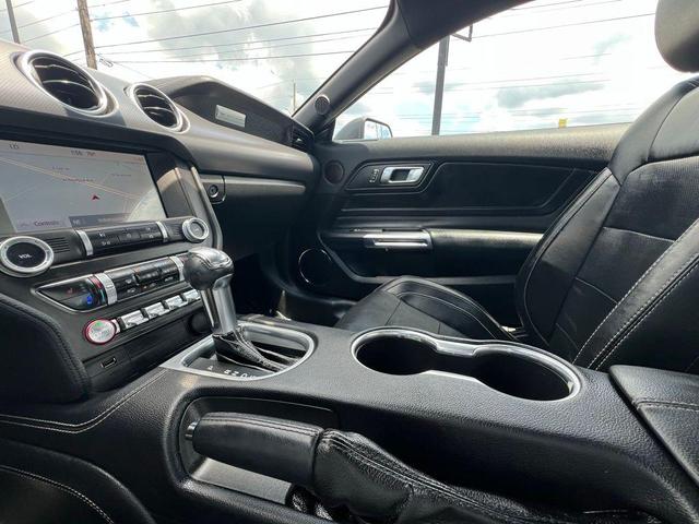 Photo of 2019 Magnetic Ford Mustang