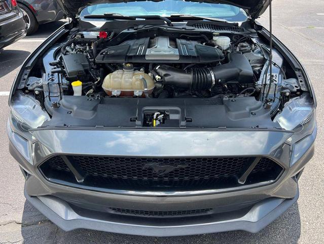 Photo of 2019 Magnetic Ford Mustang