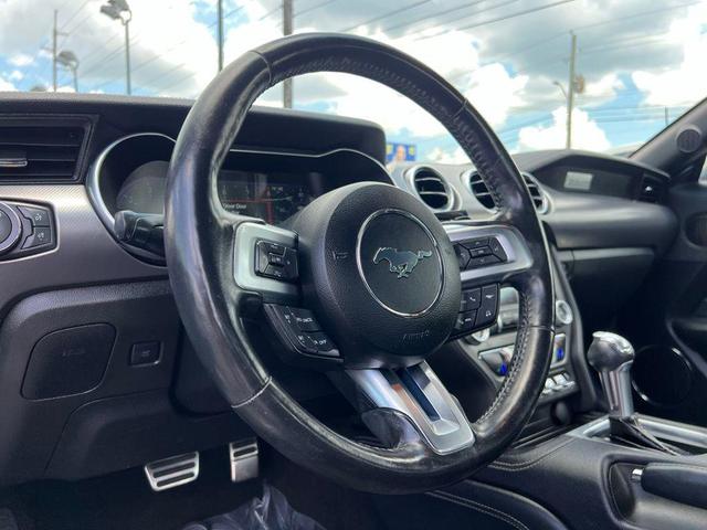 Photo of 2019 Magnetic Ford Mustang