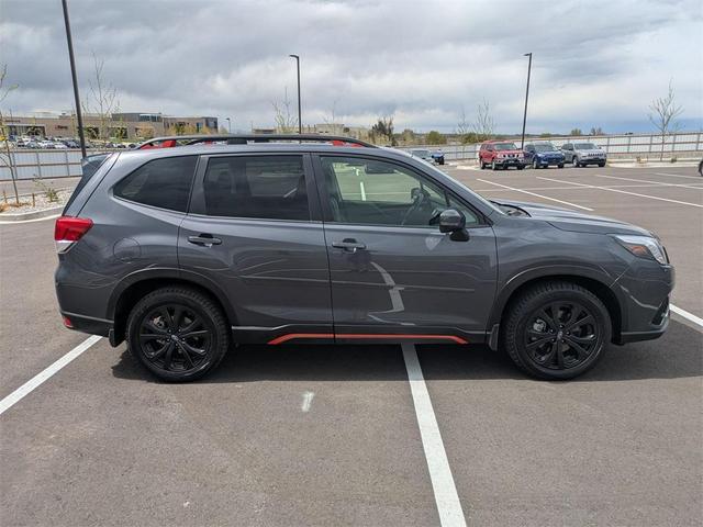 Photo of 2024 Magnetite Gray Metallic Subaru Forester