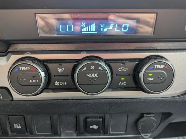 Photo of 2023 Ice Cap Toyota Tacoma