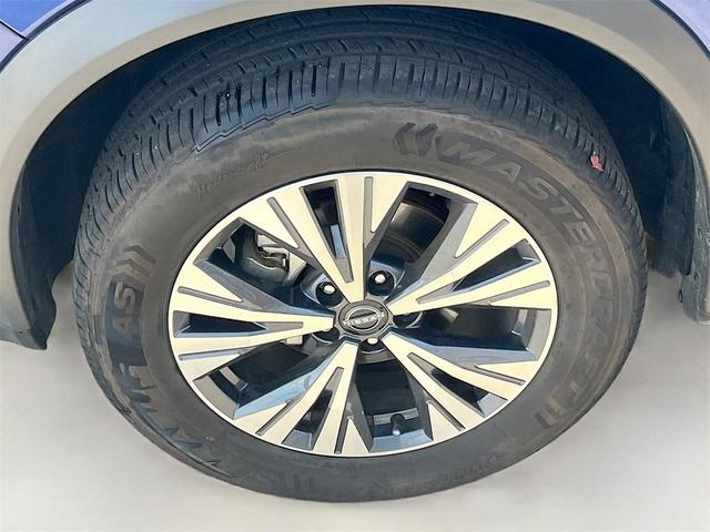 Photo of 2022 Caspian Blue Metallic Nissan Rogue