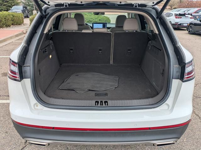 Photo of 2022 Pristine White Metallic Tri-Coat Lincoln Nautilus