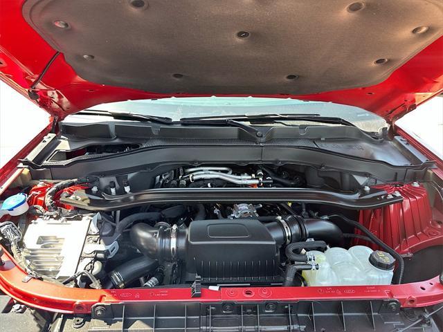 Photo of 2023 Rapid Red Metallic Tinted Clearcoat Ford Explorer