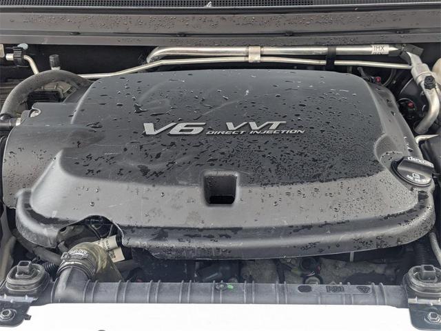 Photo of 2021 Summit White Chevrolet Colorado