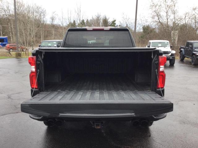 Photo of 2022 Black Chevrolet Silverado 1500