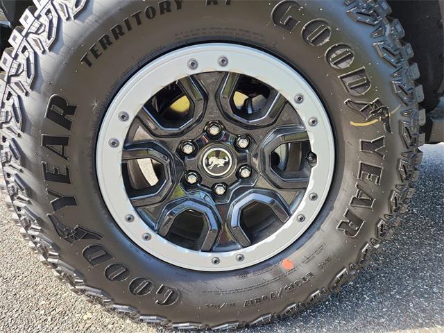 Photo of 2025 Azure Gray Metallic Tri-Coat Ford Bronco