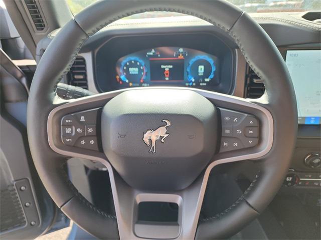 Photo of 2025 Azure Gray Metallic Tri-Coat Ford Bronco