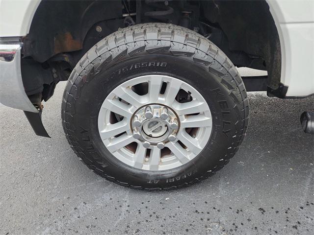 Photo of 2017 Oxford White Ford F-250