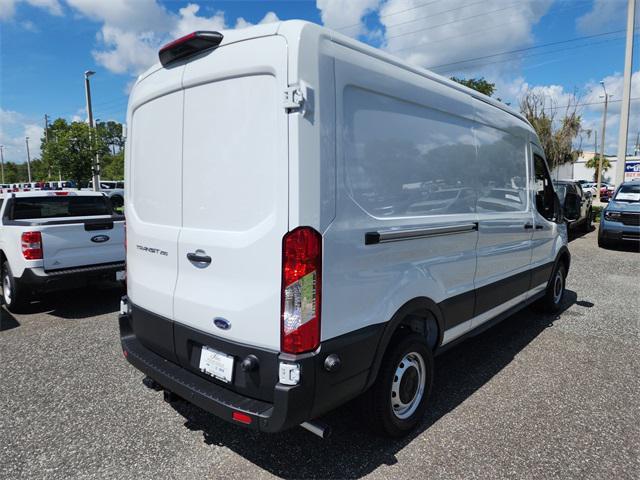 Photo of 2025 Oxford White Ford Transit-250