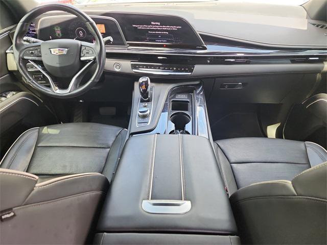 Photo of 2021 Crystal White Tricoat Cadillac Escalade