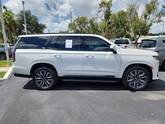 Photo of 2021 Crystal White Tricoat Cadillac Escalade