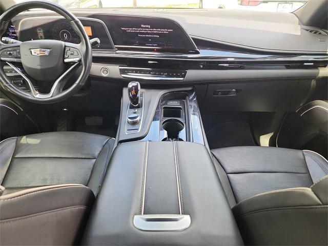 Photo of 2021 Crystal White Tricoat Cadillac Escalade