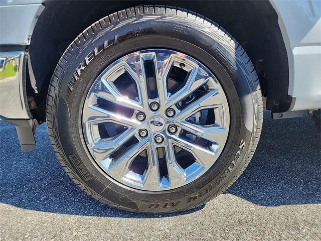 Photo of 2025 Space White Metallic Ford F-150