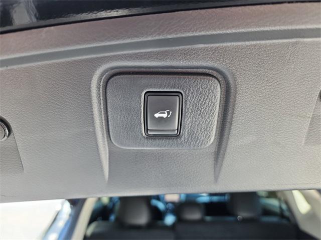 Photo of 2019 Magnetic Black Pearl Nissan Murano